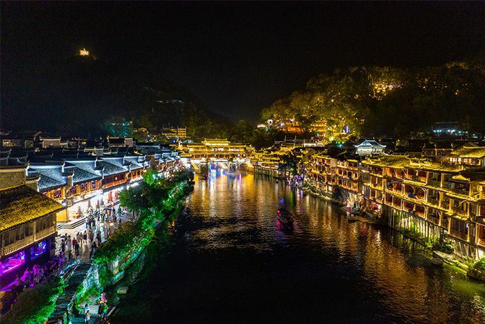 文旅灯光亮化是一个极具差异化的行业