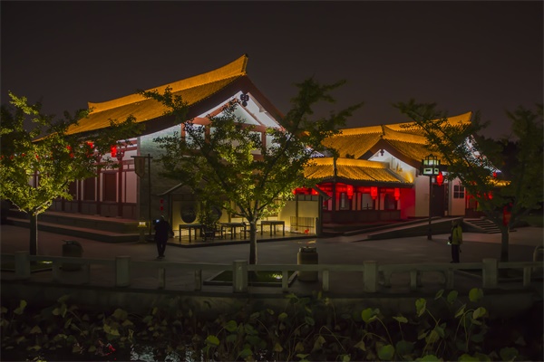 城市夜景亮化设计夜间照明要适度