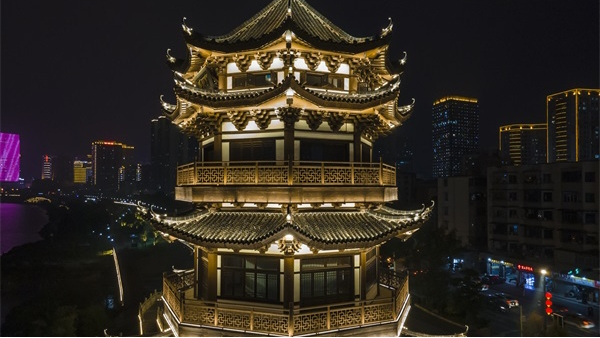 你还在担心不知如何做建筑物灯光照明吗？从这两点入手