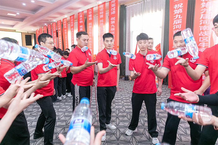 参加牛商争霸赛，BSport体育官网照明集团再现企业风采