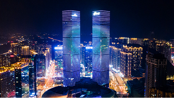 户外亮化工程如何选择光源？这几点不能做错