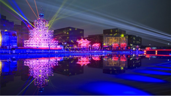 LED夜景灯光照明提高建筑艺术性