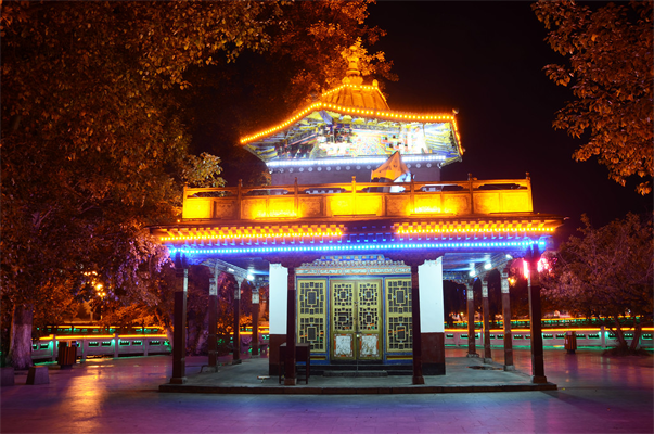 建筑夜景亮化设计