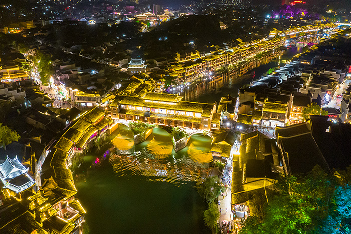 景区淡季不淡！文旅亮化工程如何创造夜间消费新场景