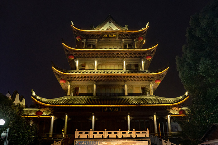 夜幕下的古建，如何做亮化能让它重放光彩？